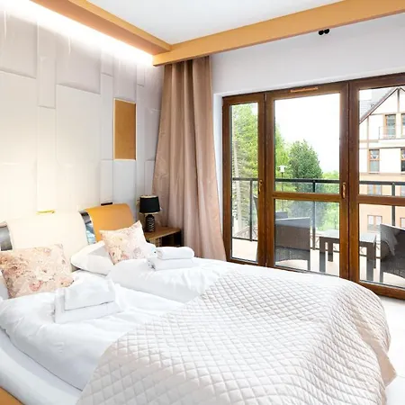 شقة Apartamenty Sun & Snow W Obiekcie Green Park شكلارسكا بوريبا